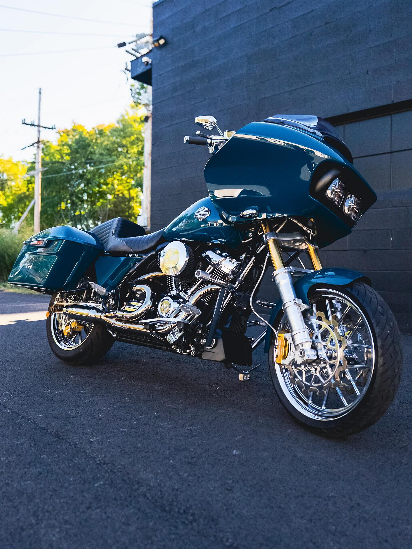 2021 ROAD GLIDE