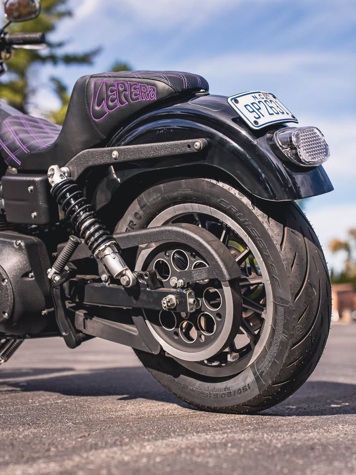 2005 FXDXi
