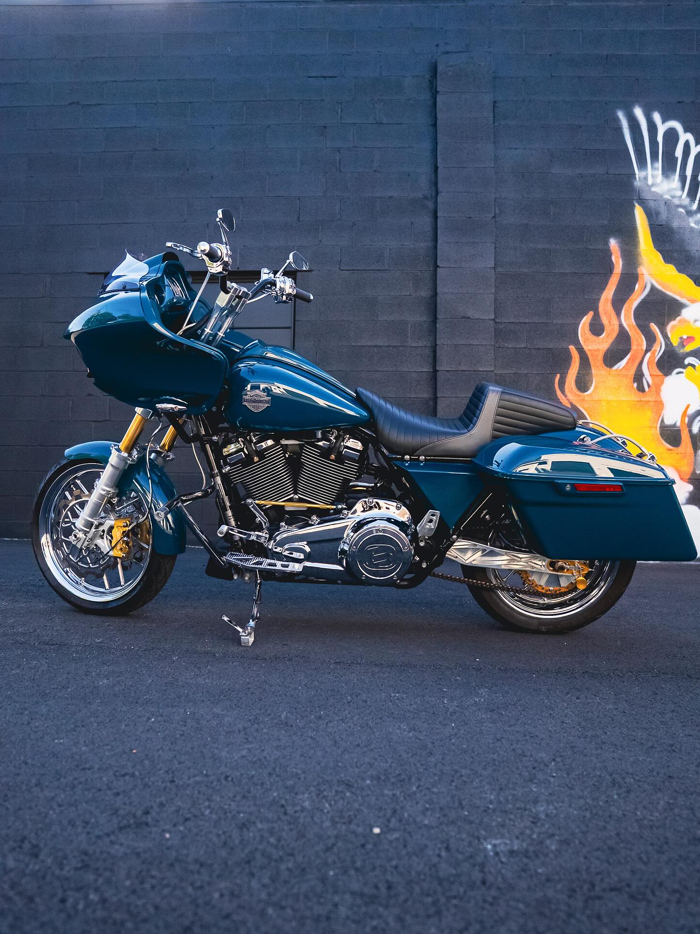 2021 ROAD GLIDE
