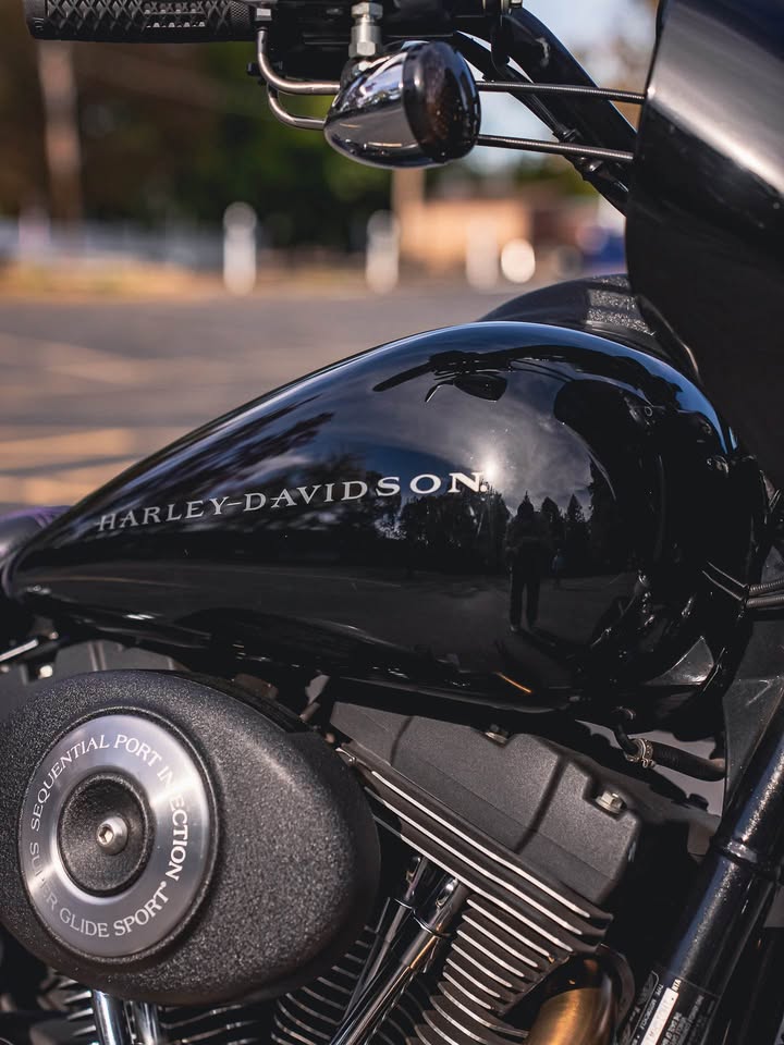 2005 FXDXi