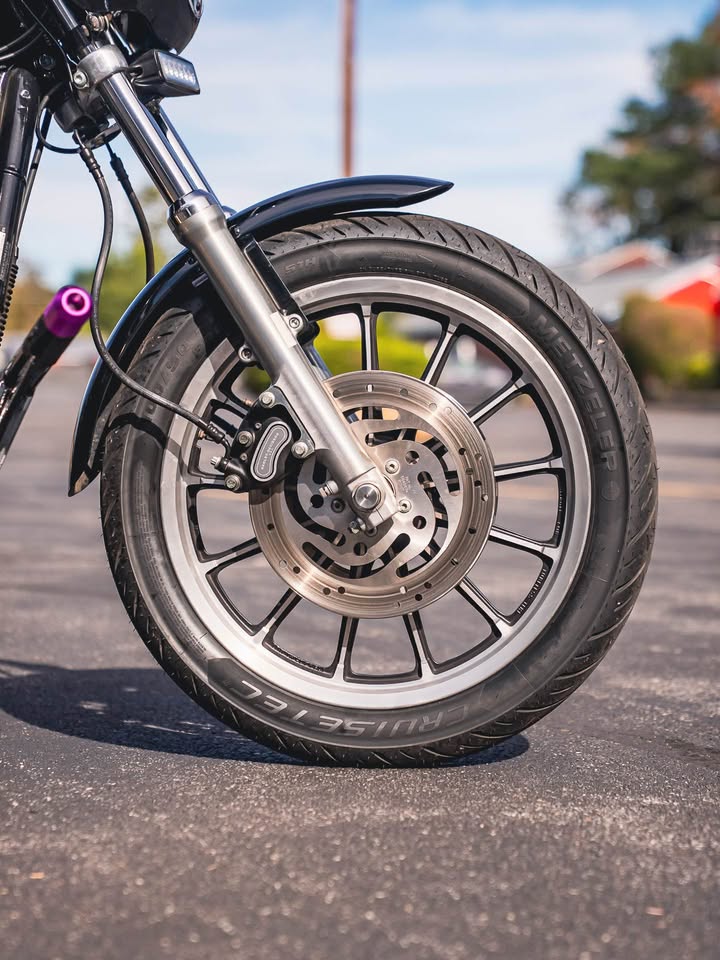 2005 FXDXi