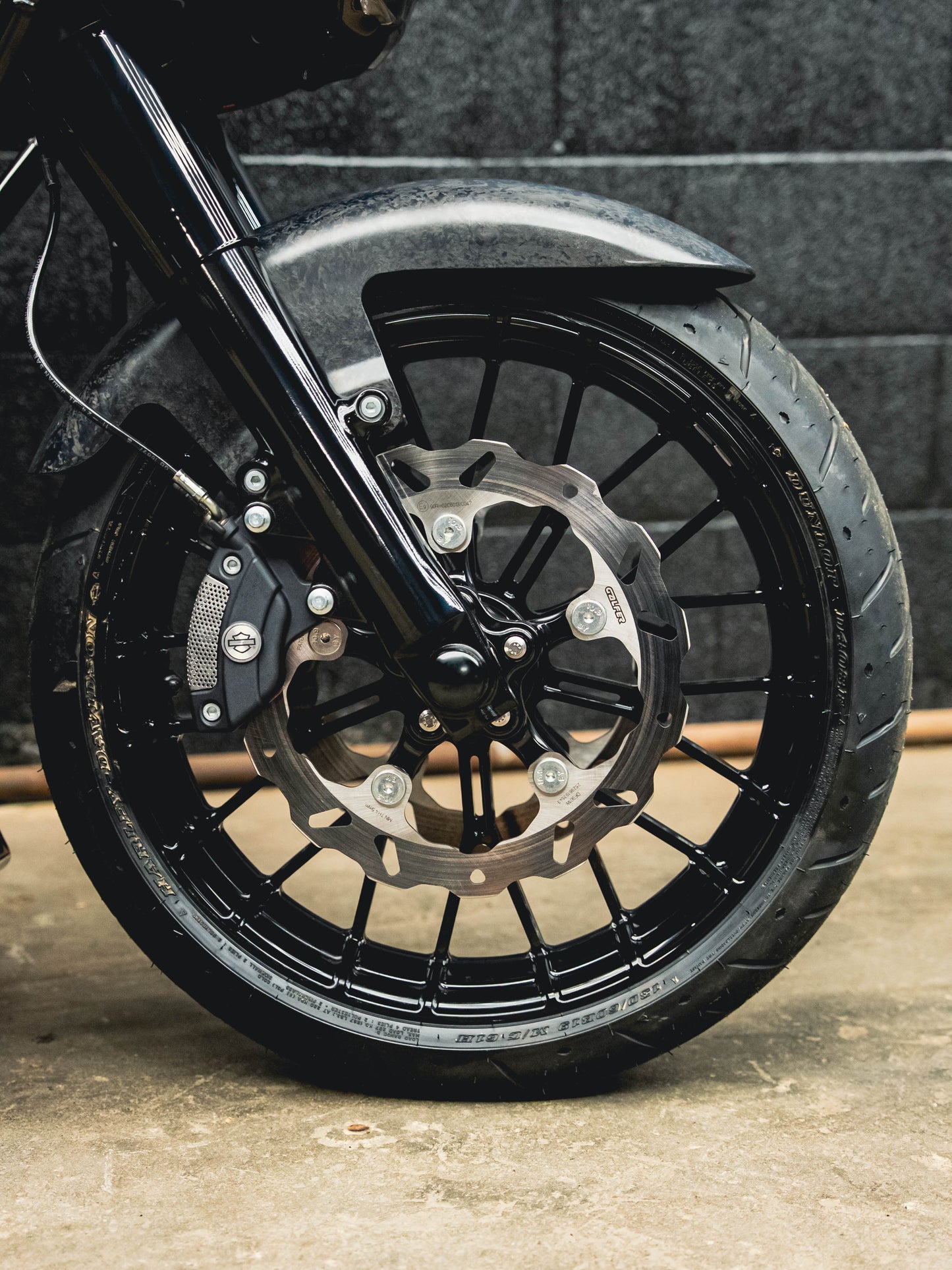 2025 ROAD GLIDE 190 MILES