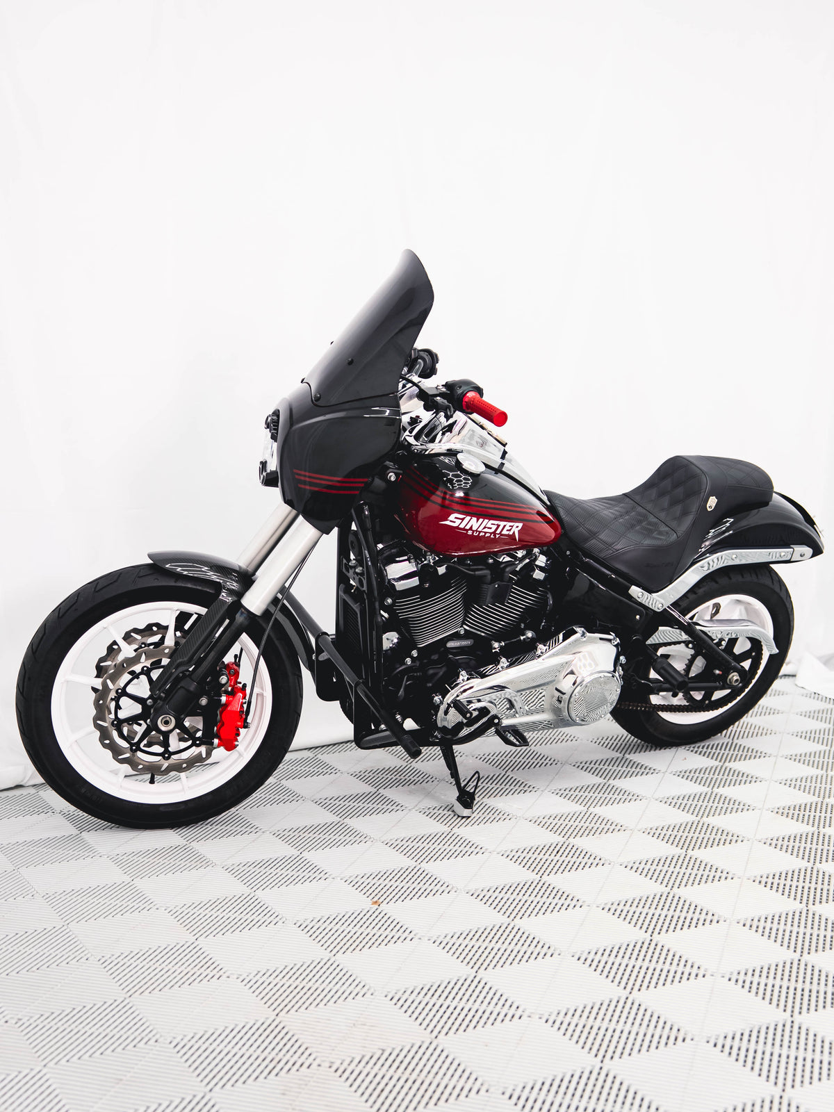 2019 LOW RIDER