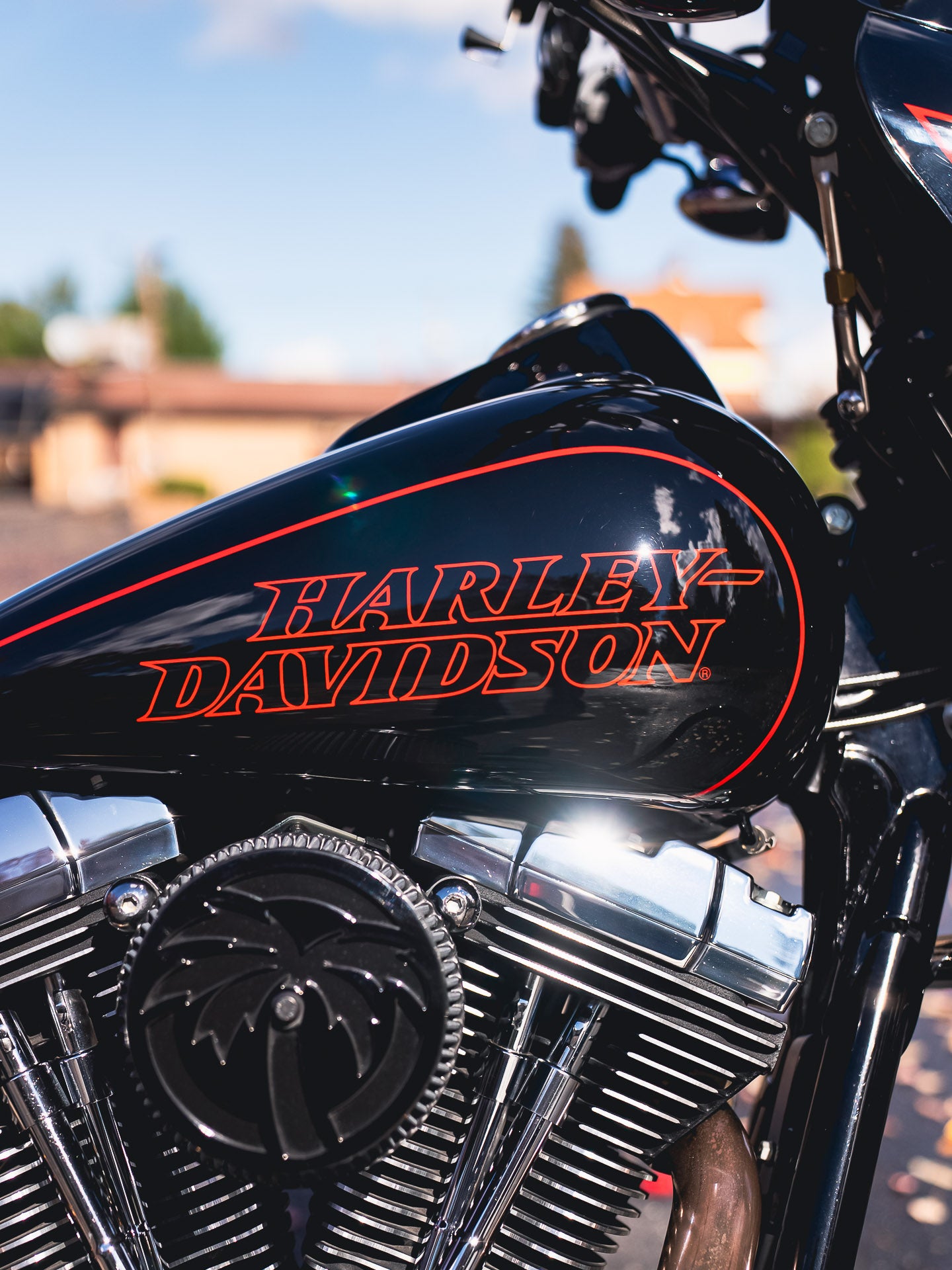 2016 FXDL