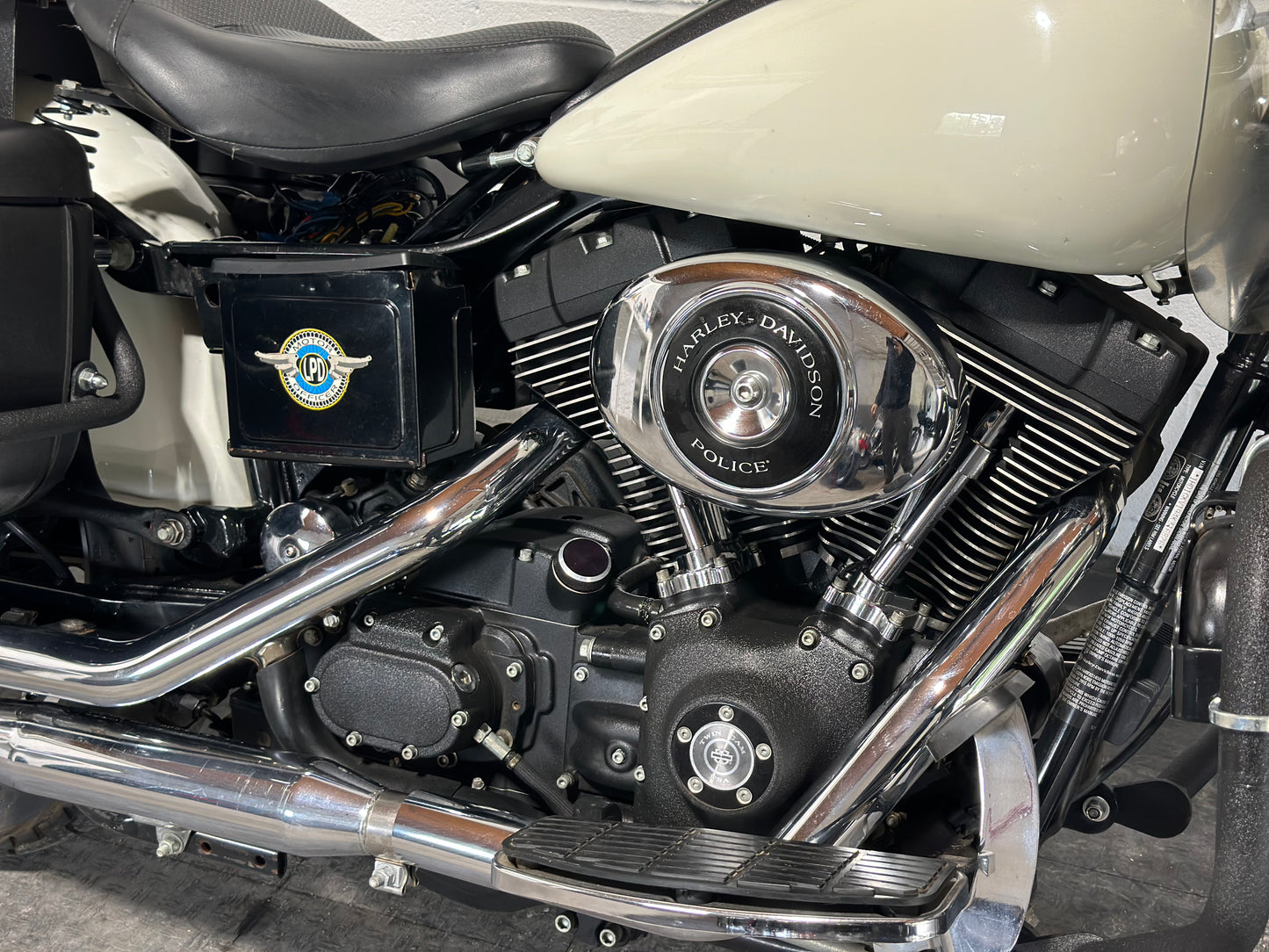2004 FXDP