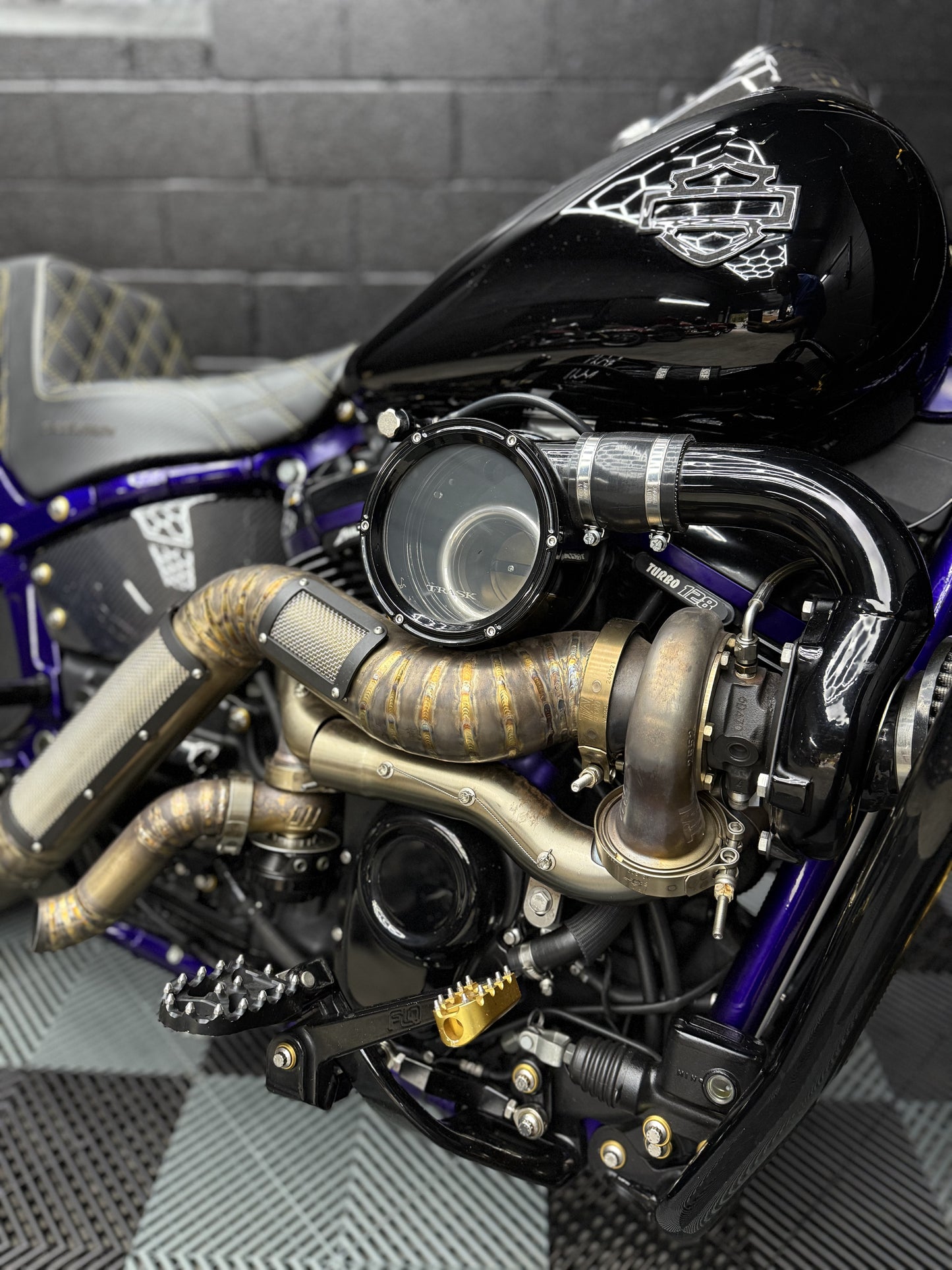 2020 CARBON FXLRS 190HP!