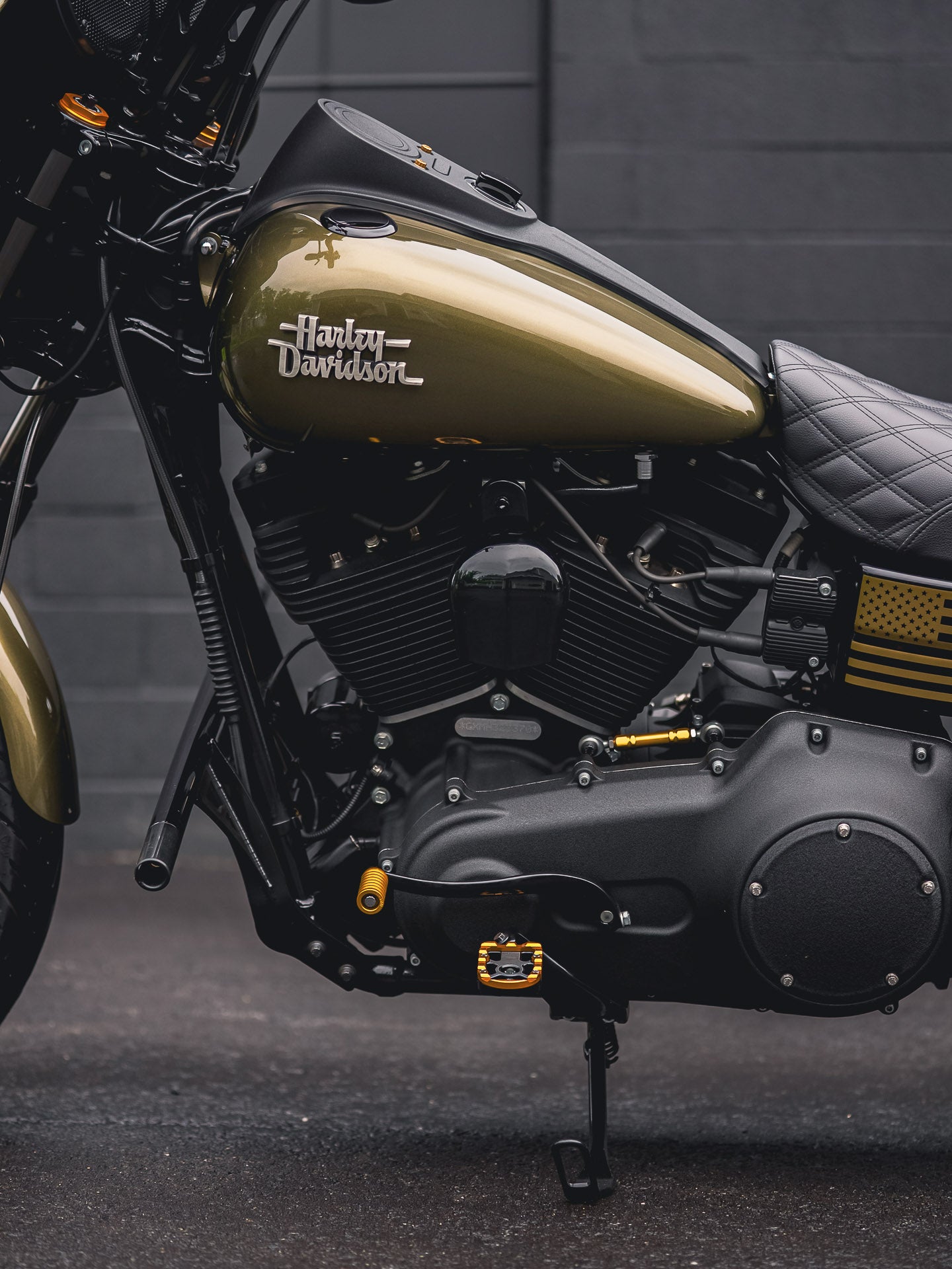2017 FXDB