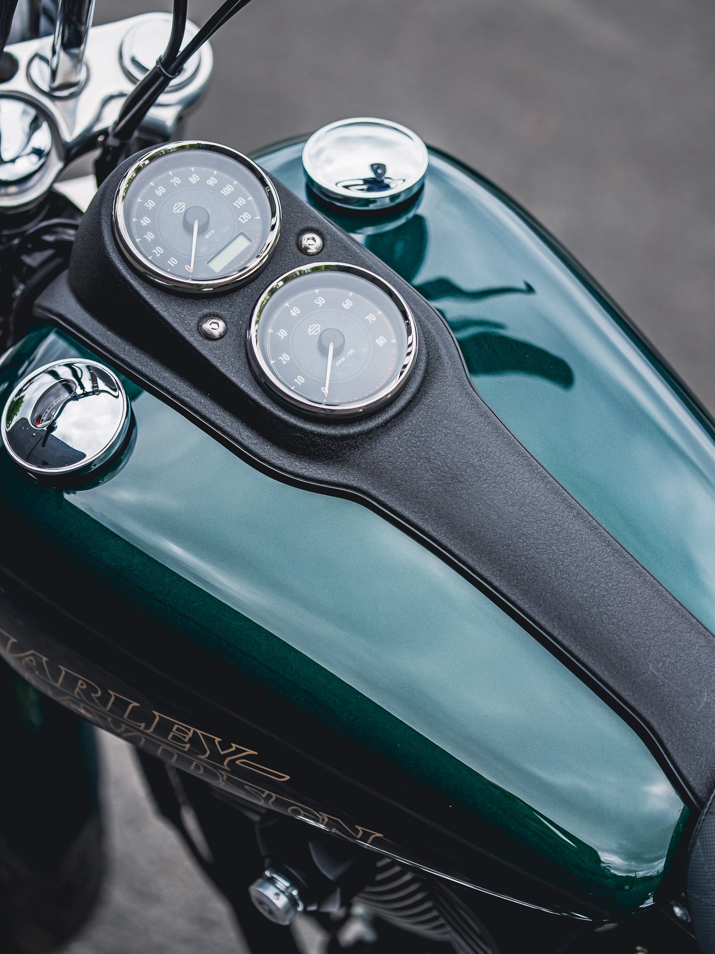 2015 FXDL