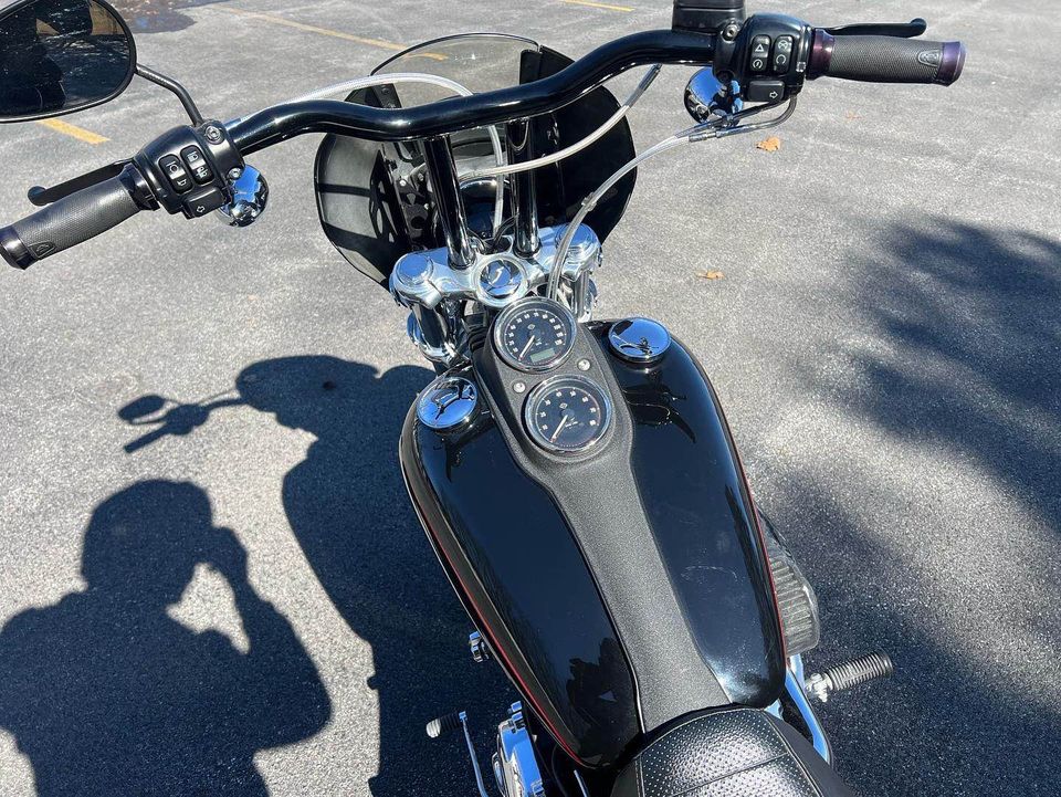 2016 FXDL