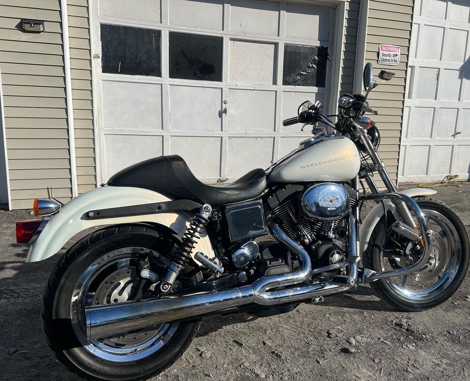 2001 FXDX