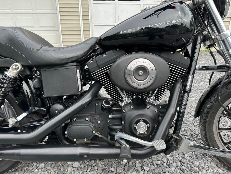 2001 FXDX