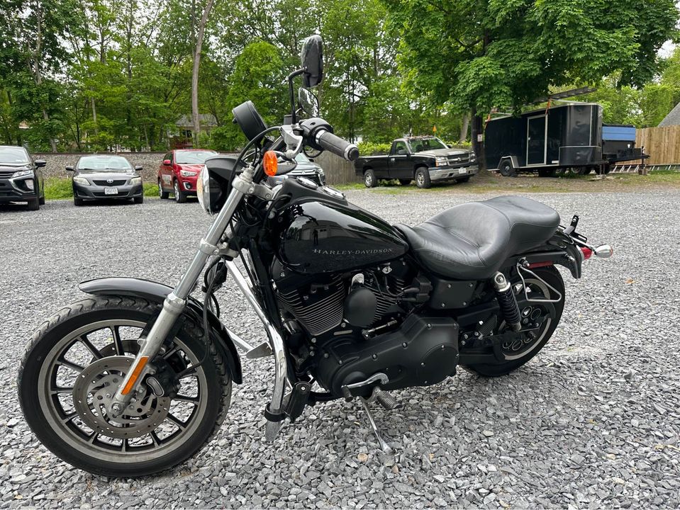 2001 FXDX