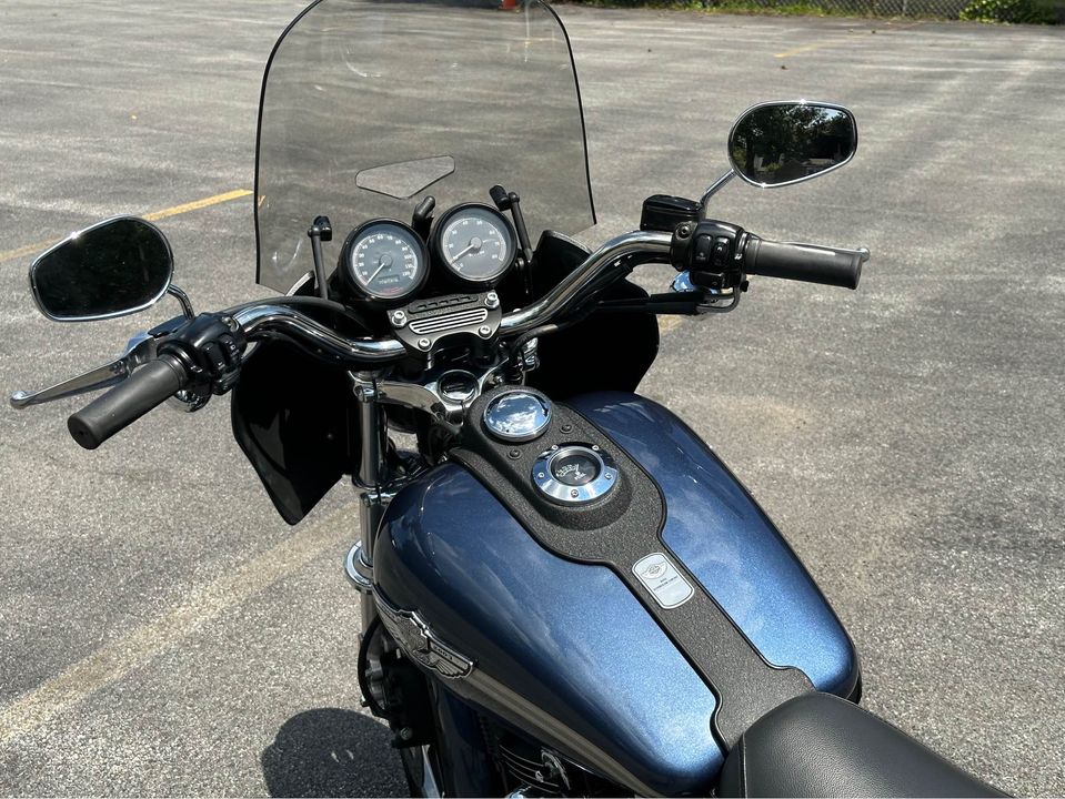 2003 FXDXT