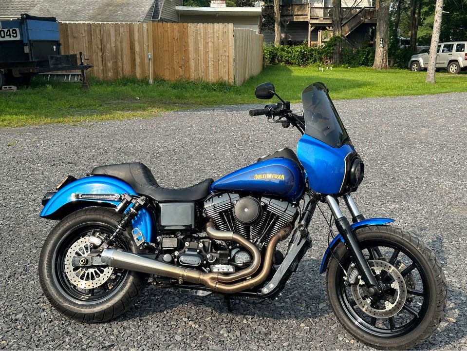 2017 FXDL