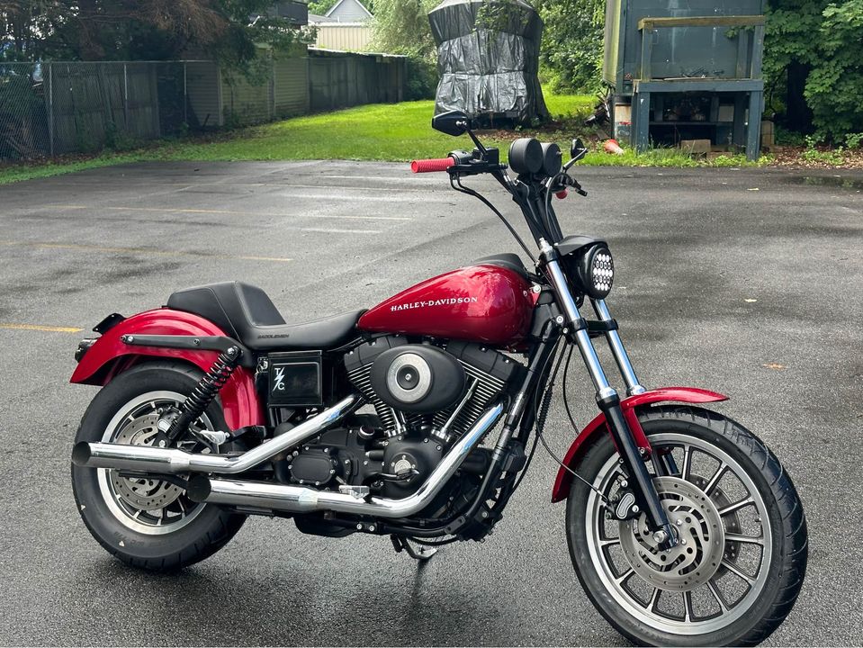 2005 FXDXI