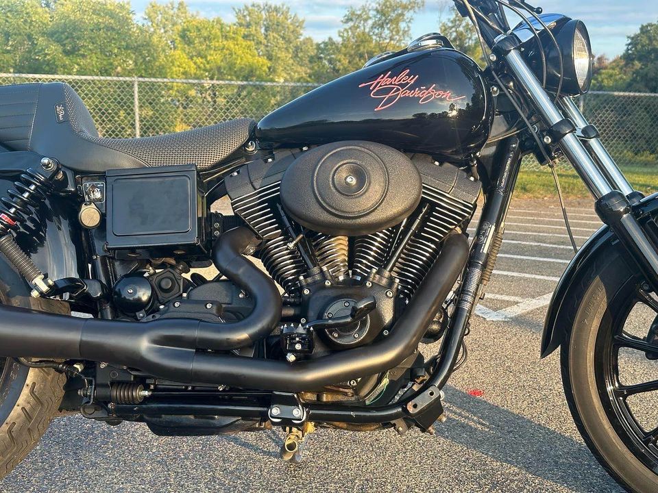 2002 FXDL