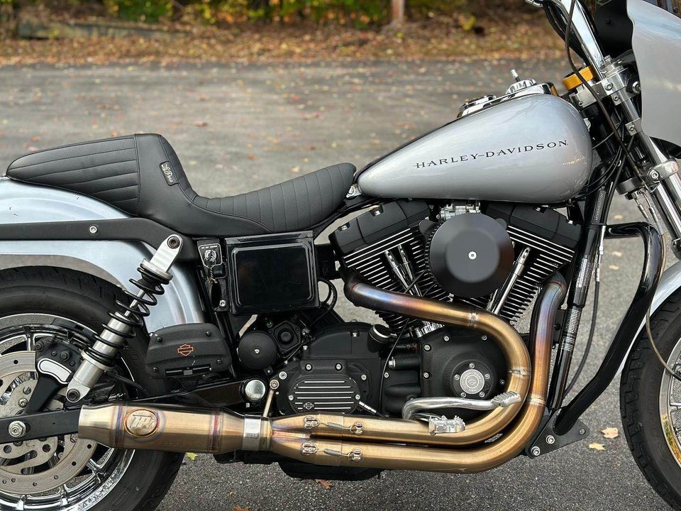 2000 FXDX