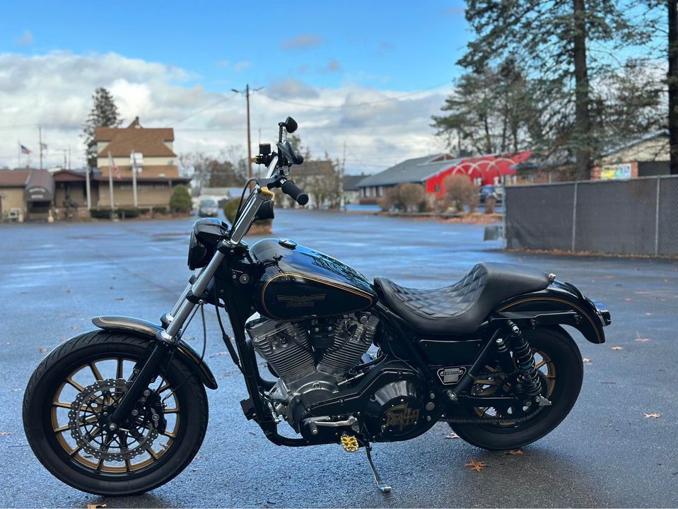 1993 FXLR 127"