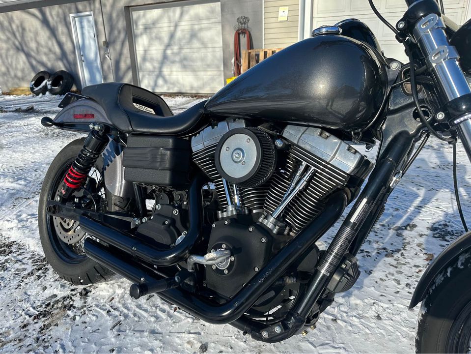 2008 FXDB