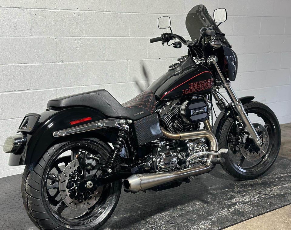 2015 FXDL