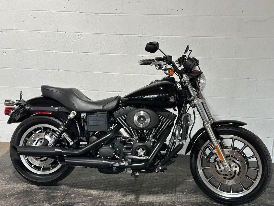 2001 FXDX