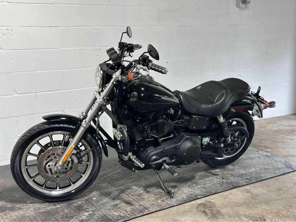 2001 FXDX