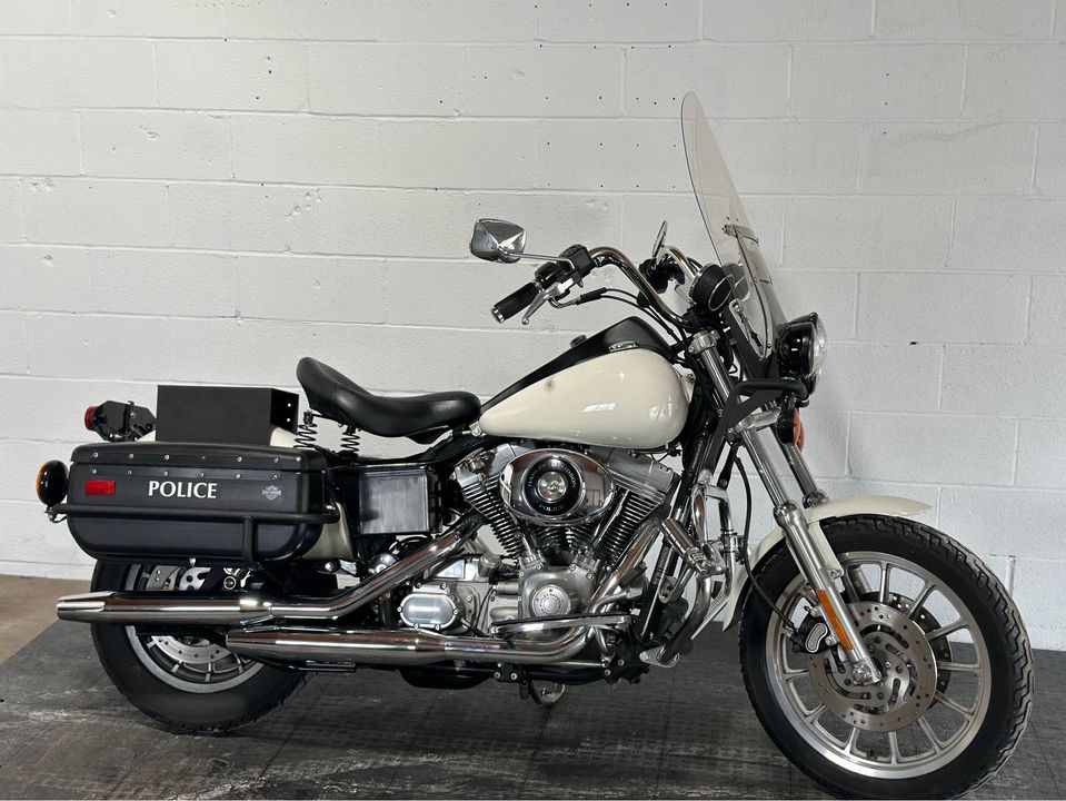 2001 FXDP