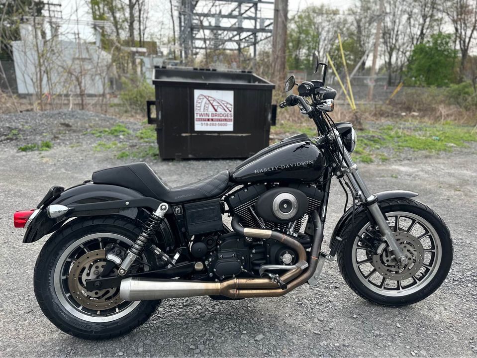 2005 FXDXi