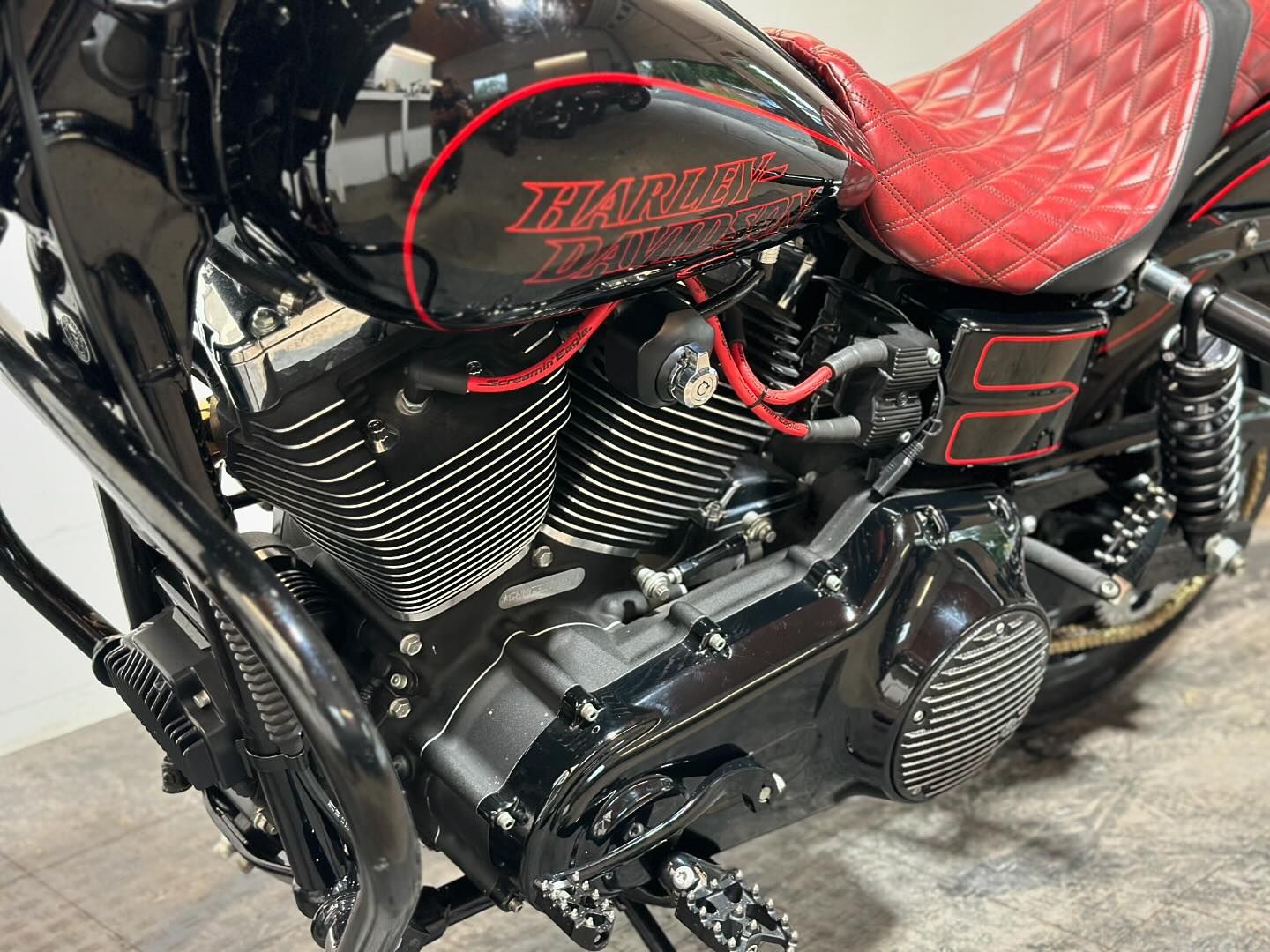 2015 FXDL