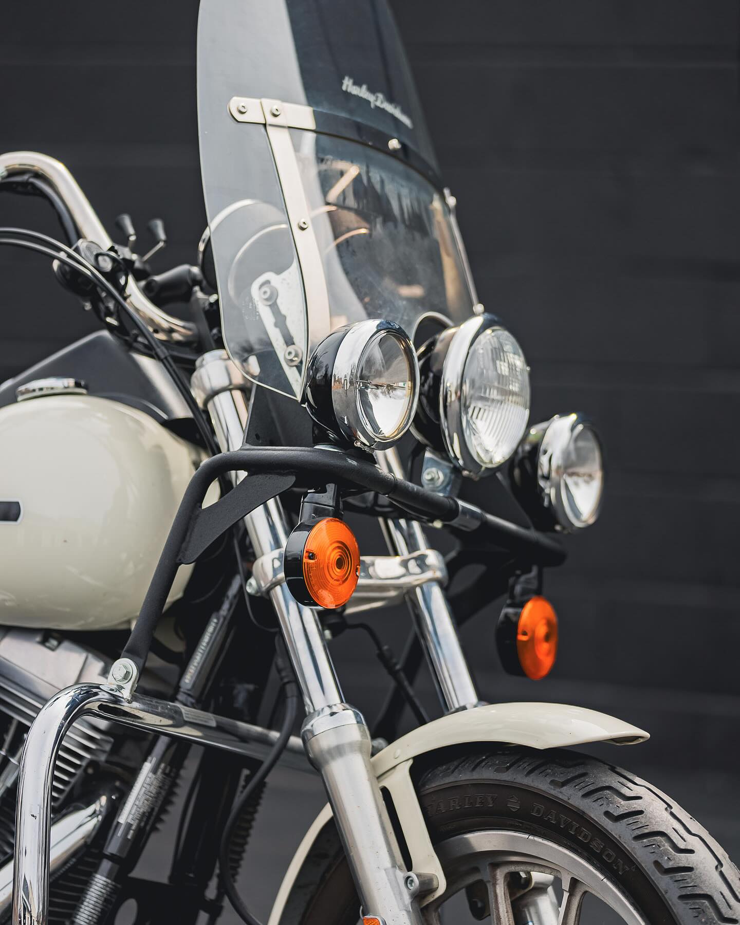 2001 FXDP