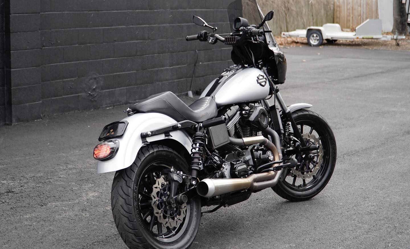 2005 FXDi