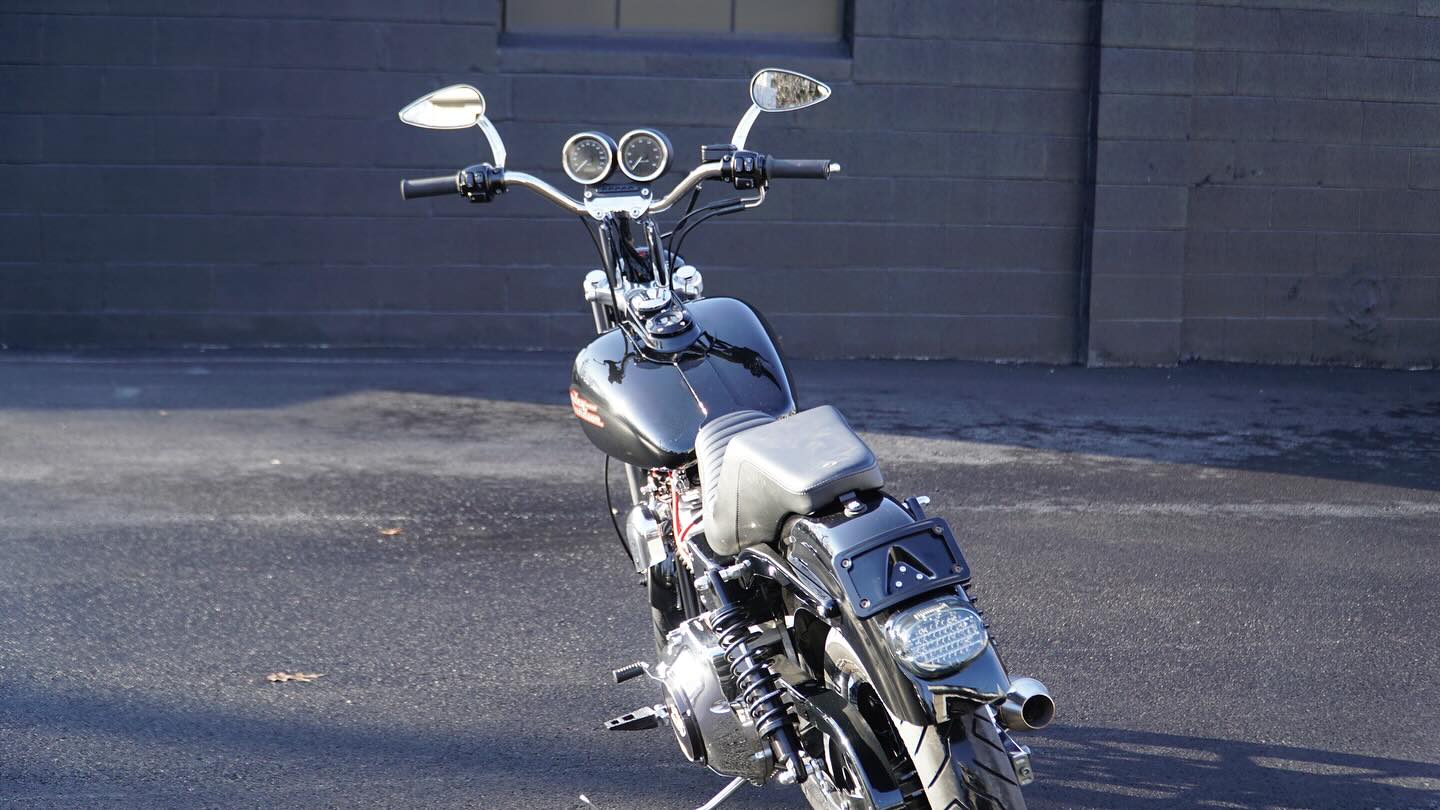 2001 FXD