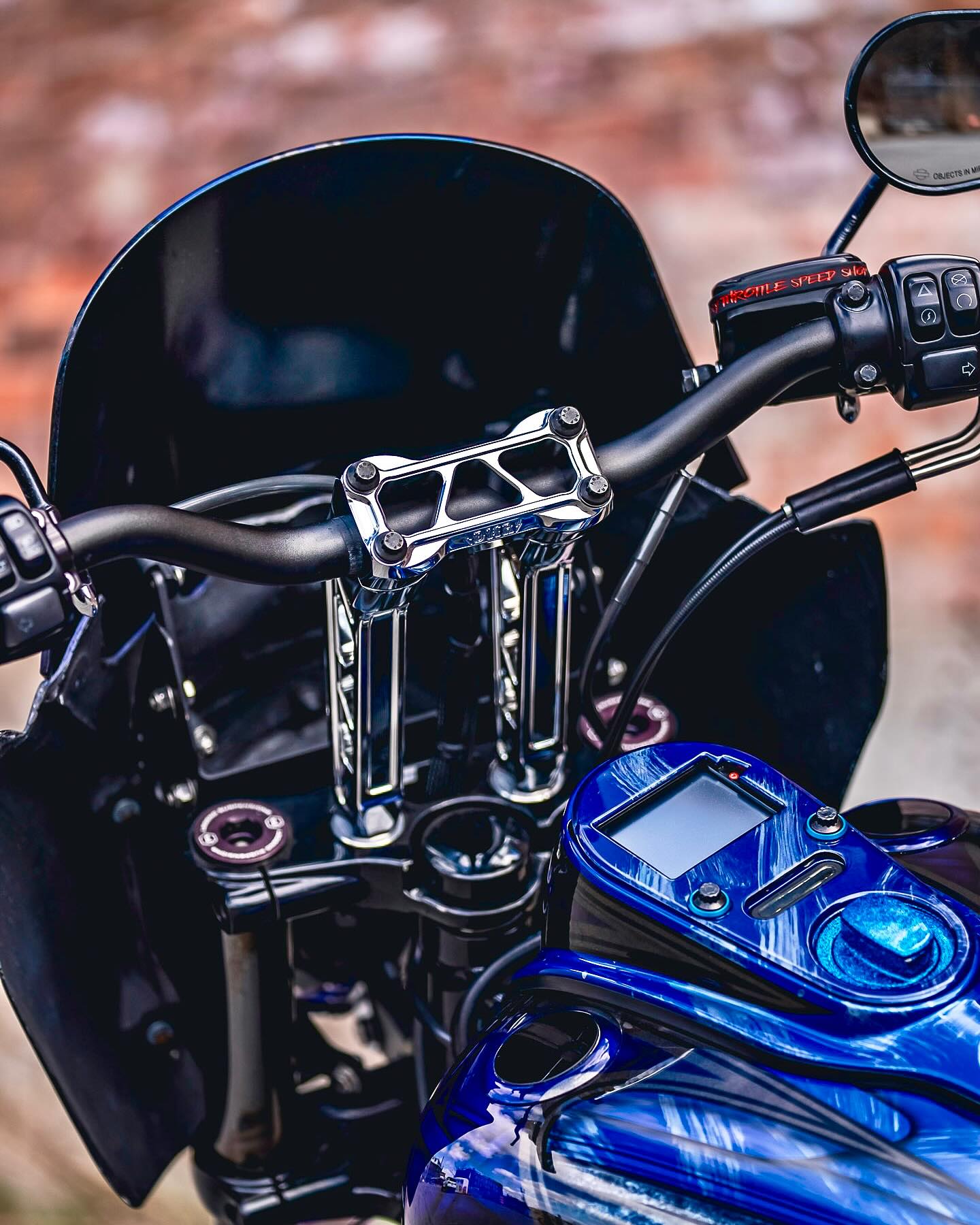 2016 FXDB