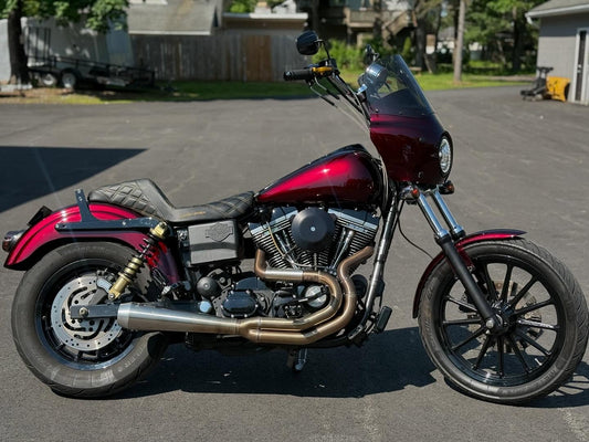 2005 FXD