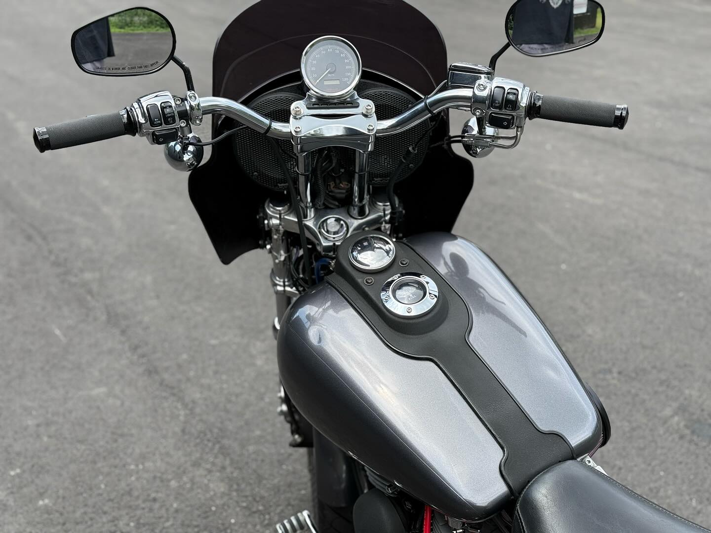 2002 FXD