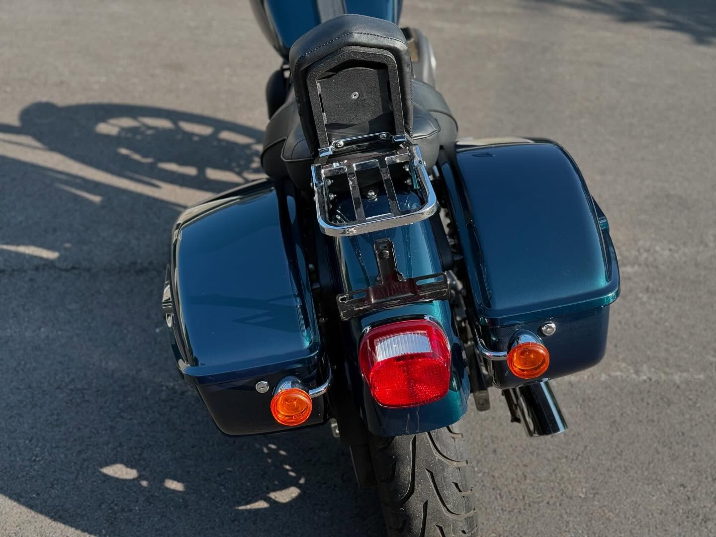 2001 FXDXT