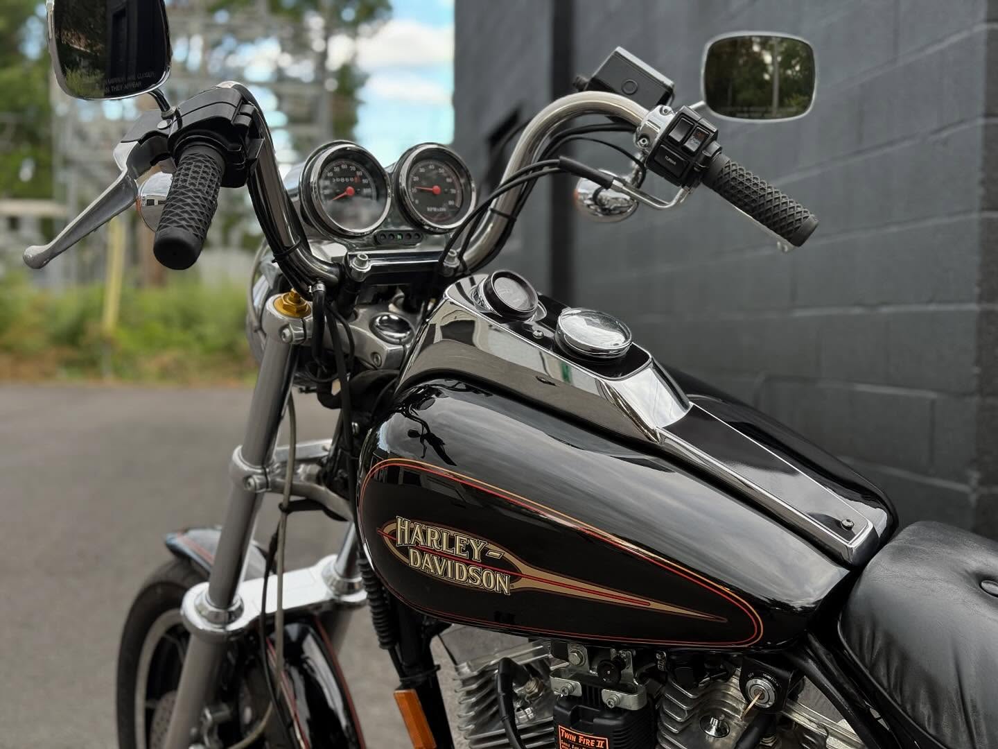 1993 FXR 113"
