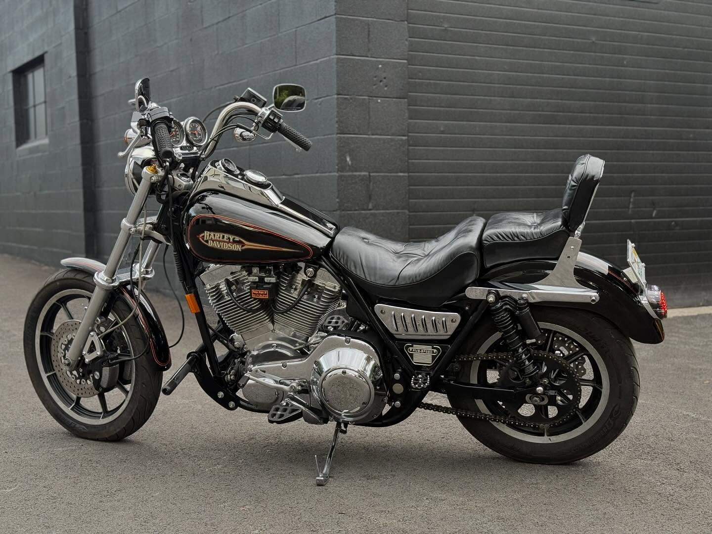 1993 FXR 113"