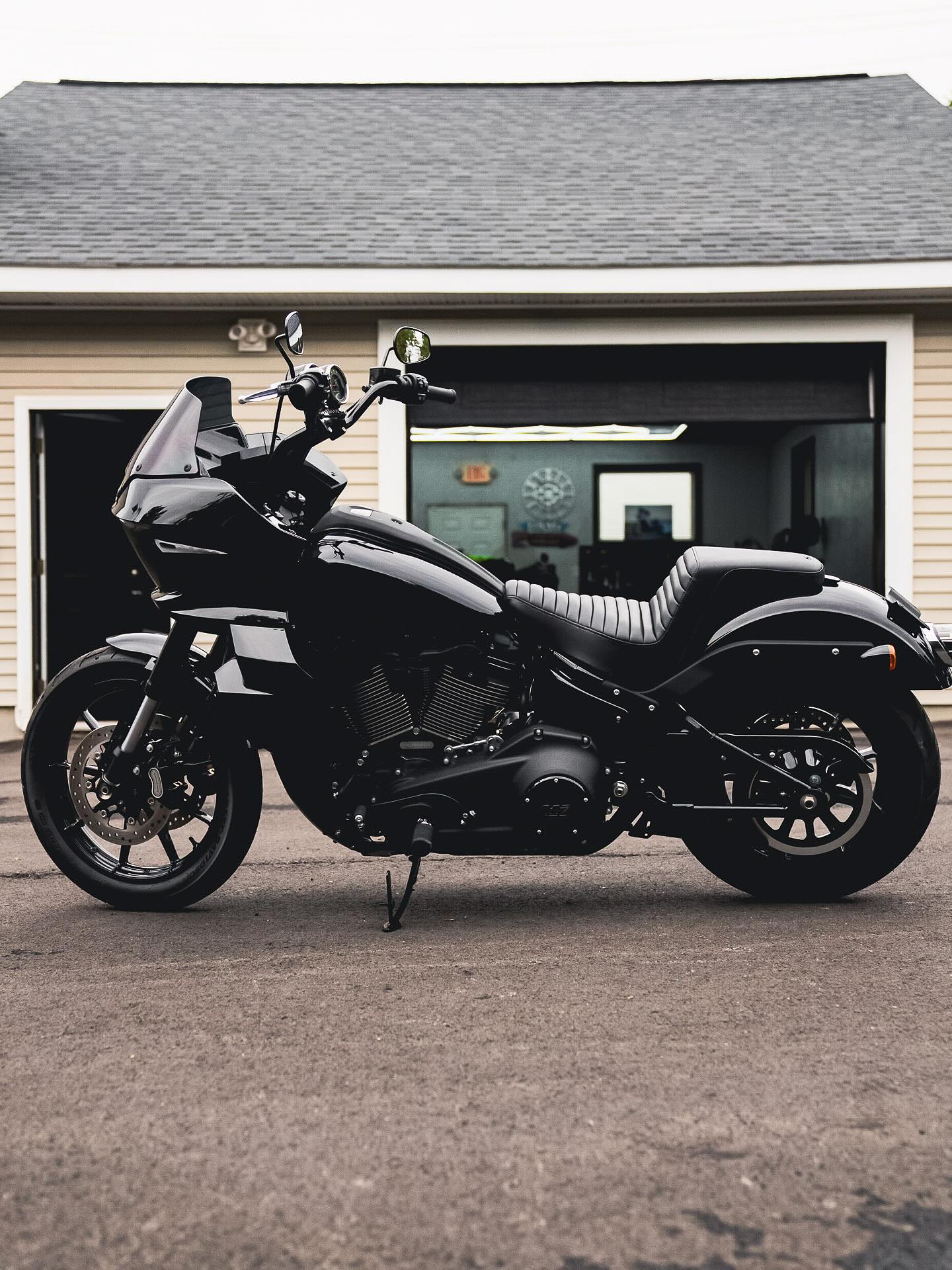 2024 FXLRS/ST