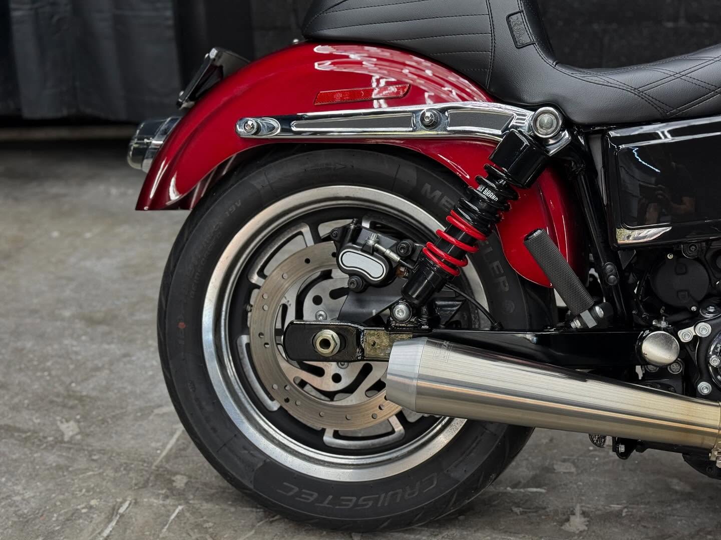 2017 FXDL