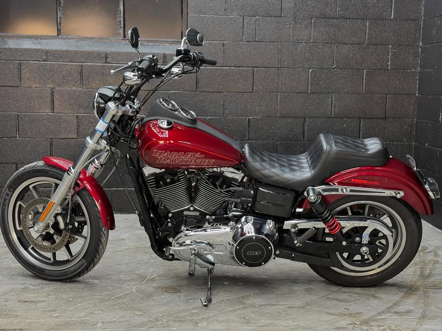 2017 FXDL