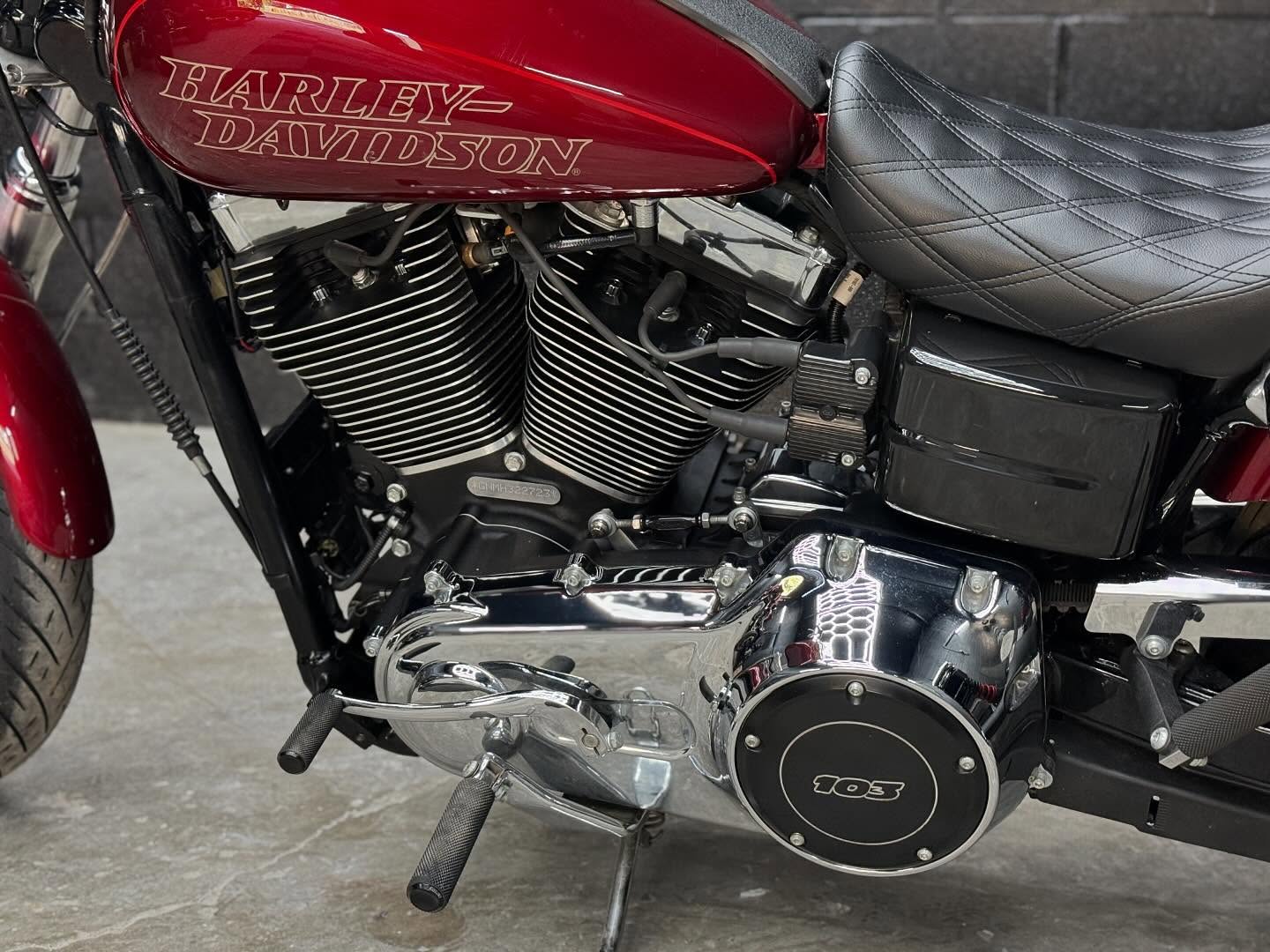 2017 FXDL
