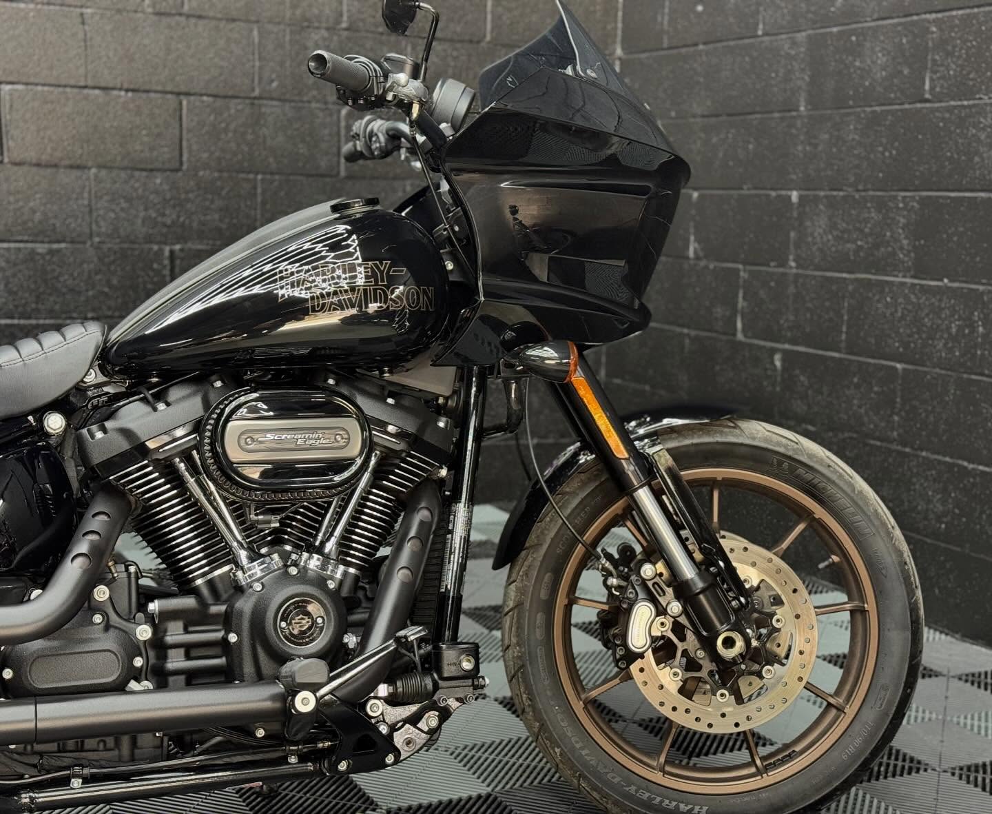 2022 FXLRS