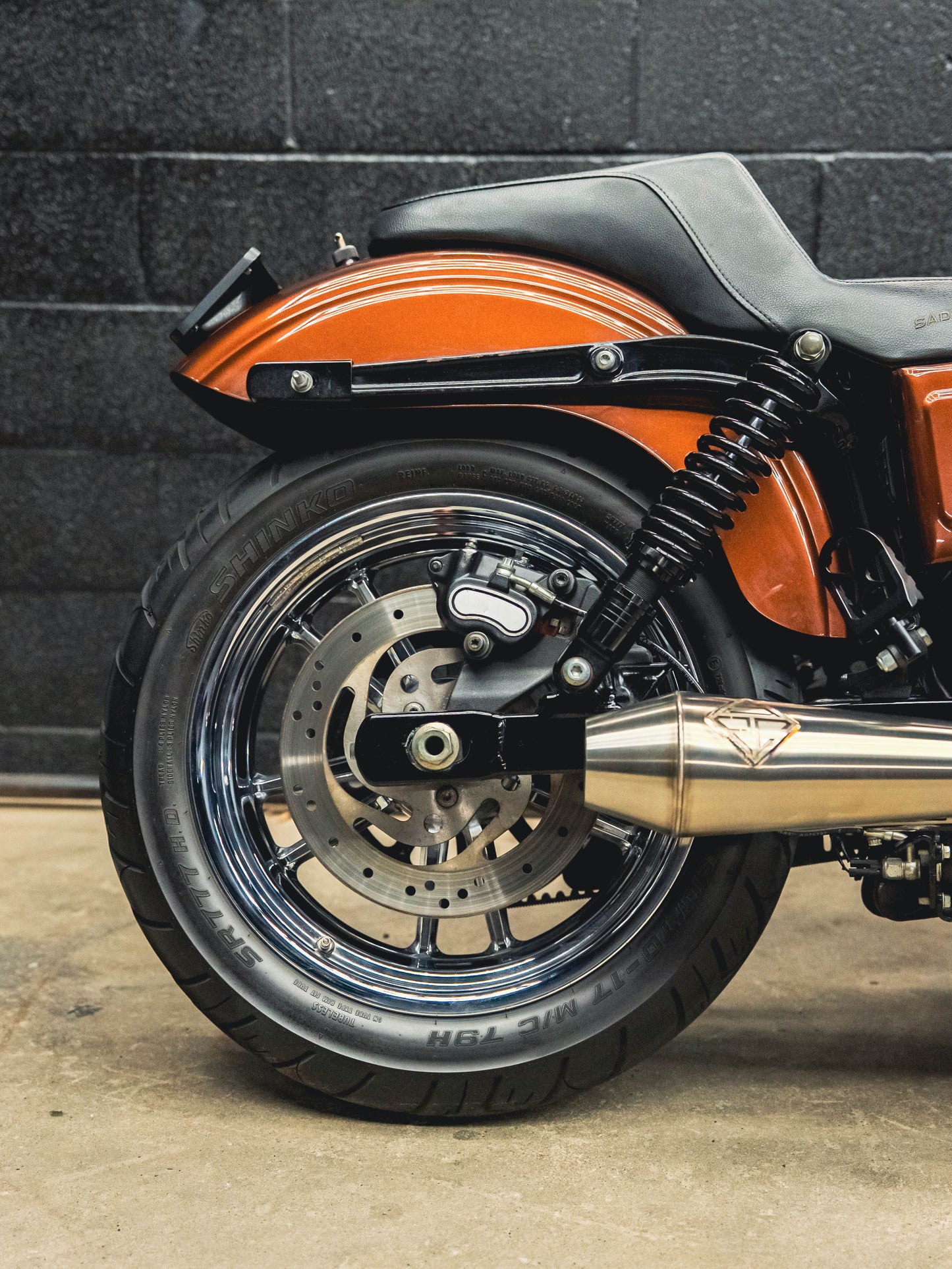 2016 FXDB