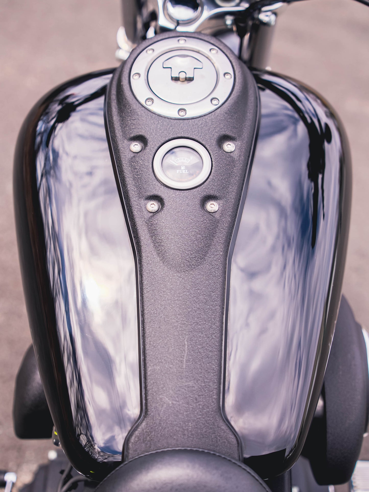2005 FXDX 9k MILES SE 95"