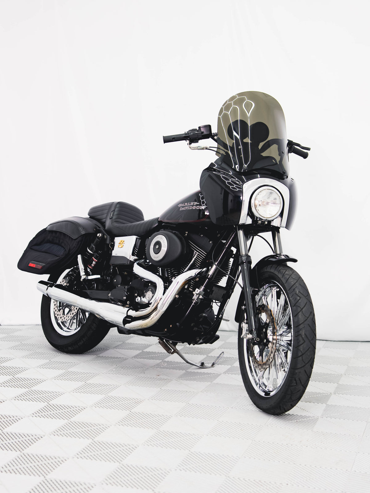 2002 FXDXT