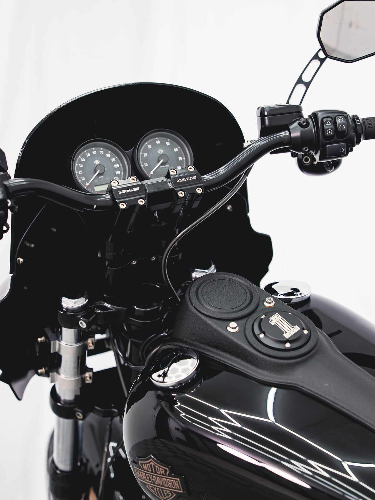 2017 FXDLS