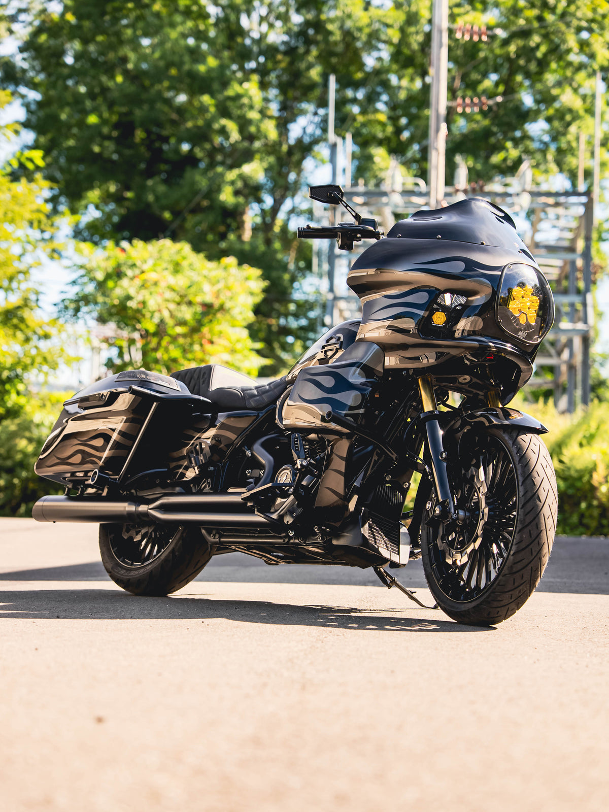 2018 ROAD KING 124"