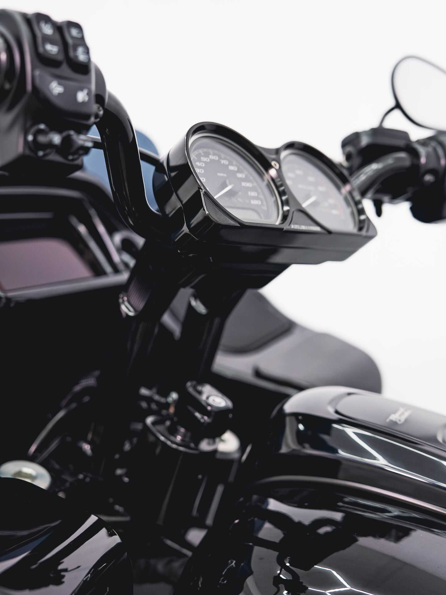 2023 ROAD GLIDE ST 135" CRATE MOTOR 3k MILES