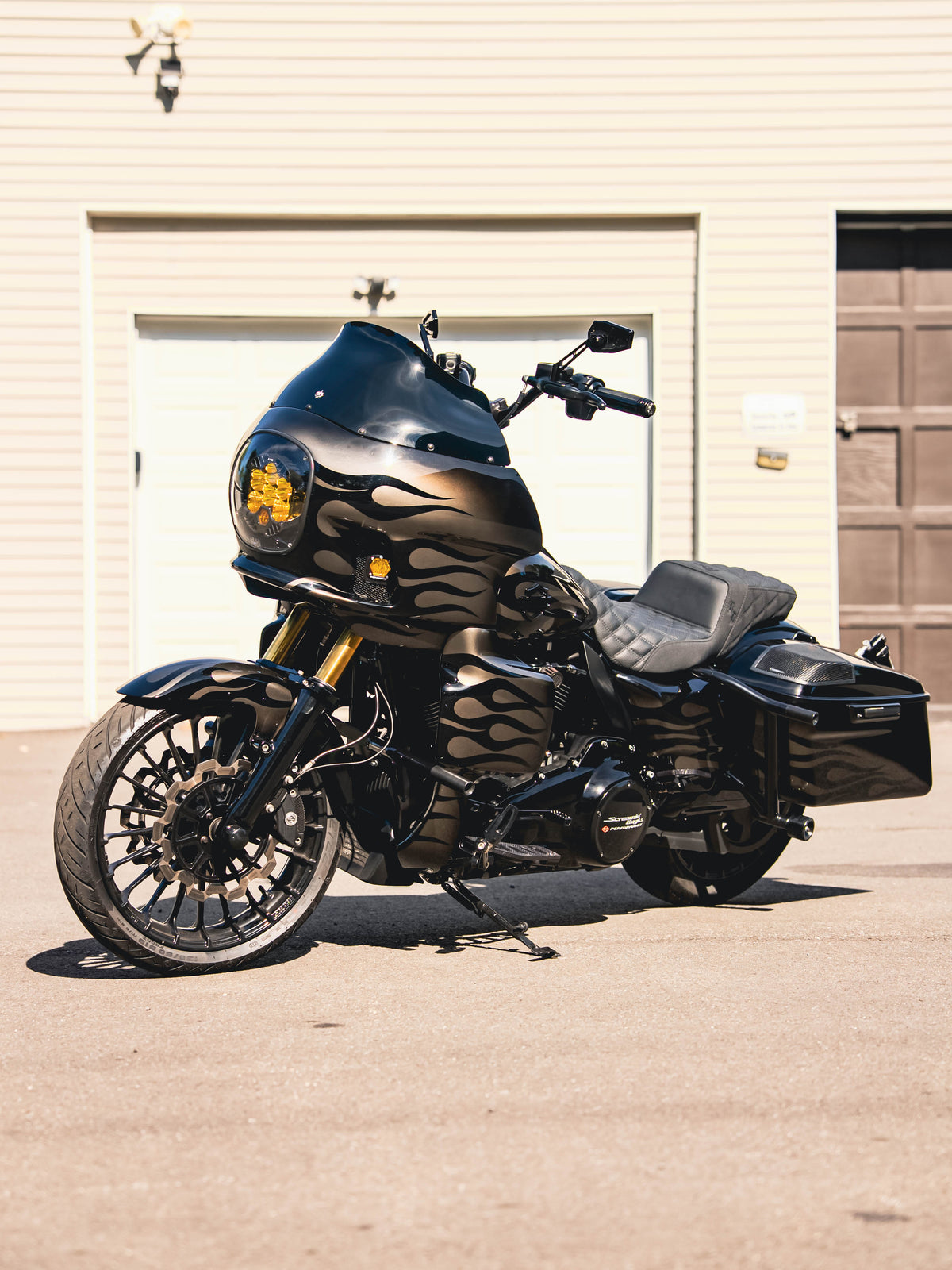 2018 ROAD KING 124"